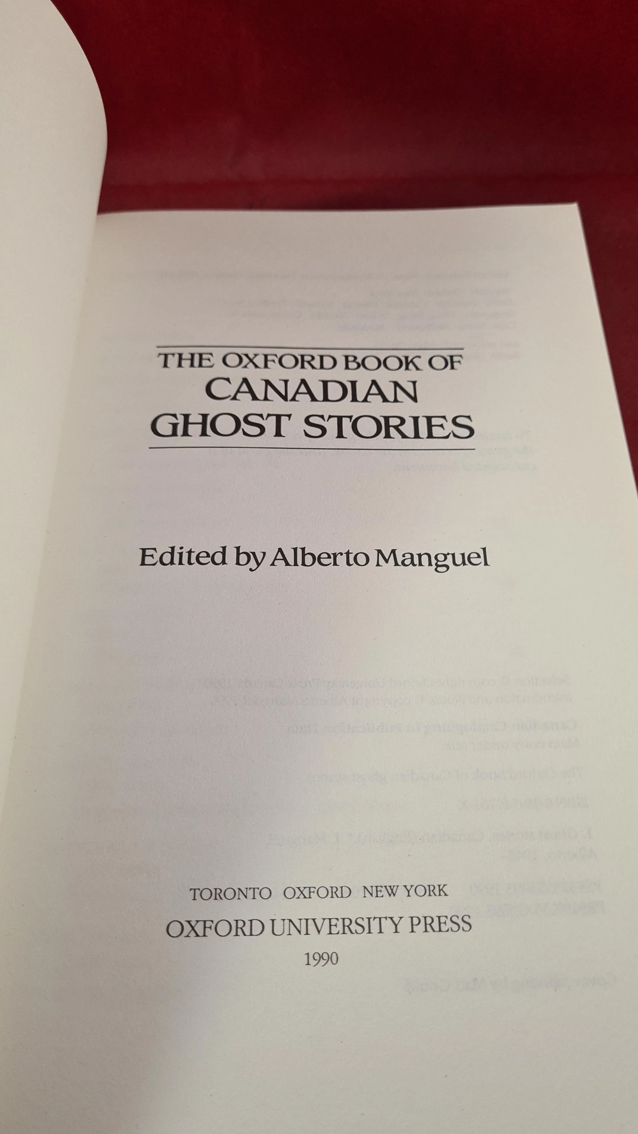 Alberto Manguel - Canadian Ghost Stories, Oxford University Press, 1990, Paperbacks