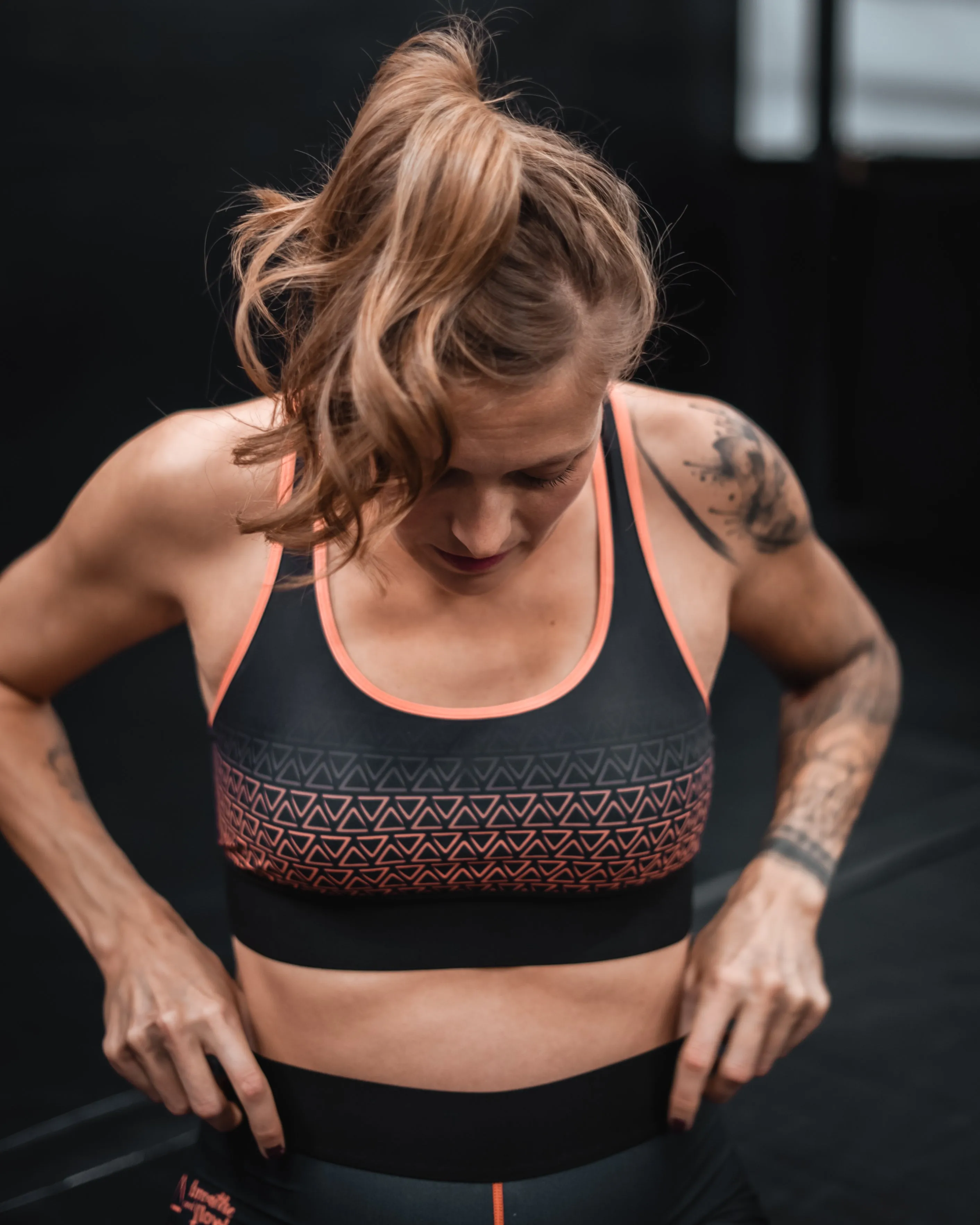 Breathe and Flow Leggings - Women