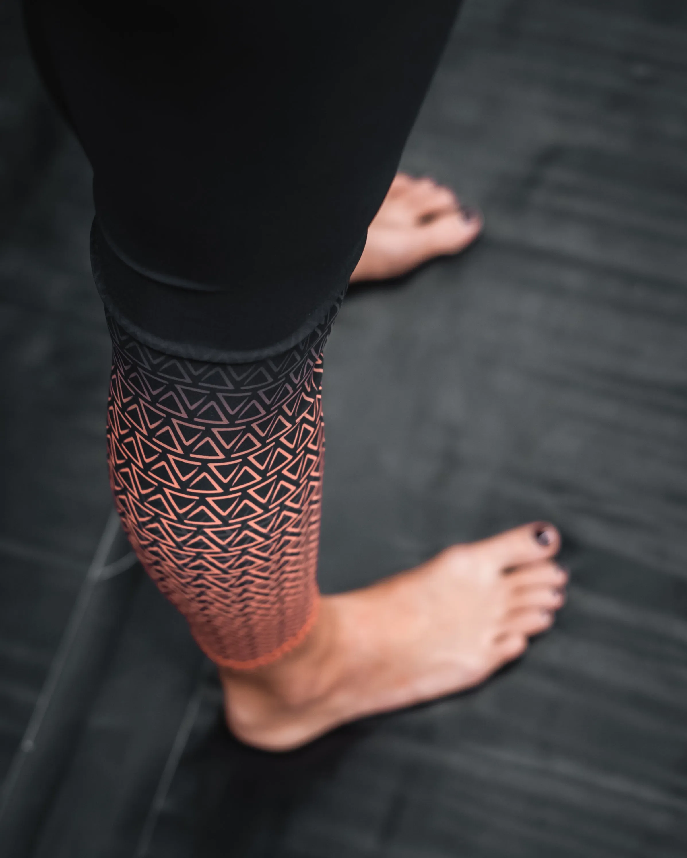 Breathe and Flow Leggings - Women