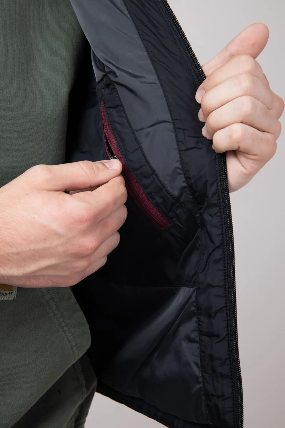 Carhartt Lightweight Insulated Vest for Men in Black | 102286-001 BLK