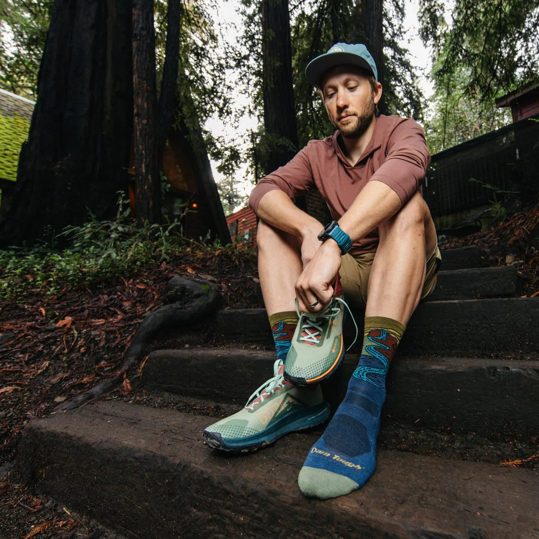 Darn Tough Mens Chasing Waterfalls Micro Crew Lightweight Hiking Sock