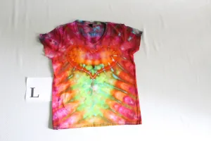 Large Ladies V-Neck Incline Heart