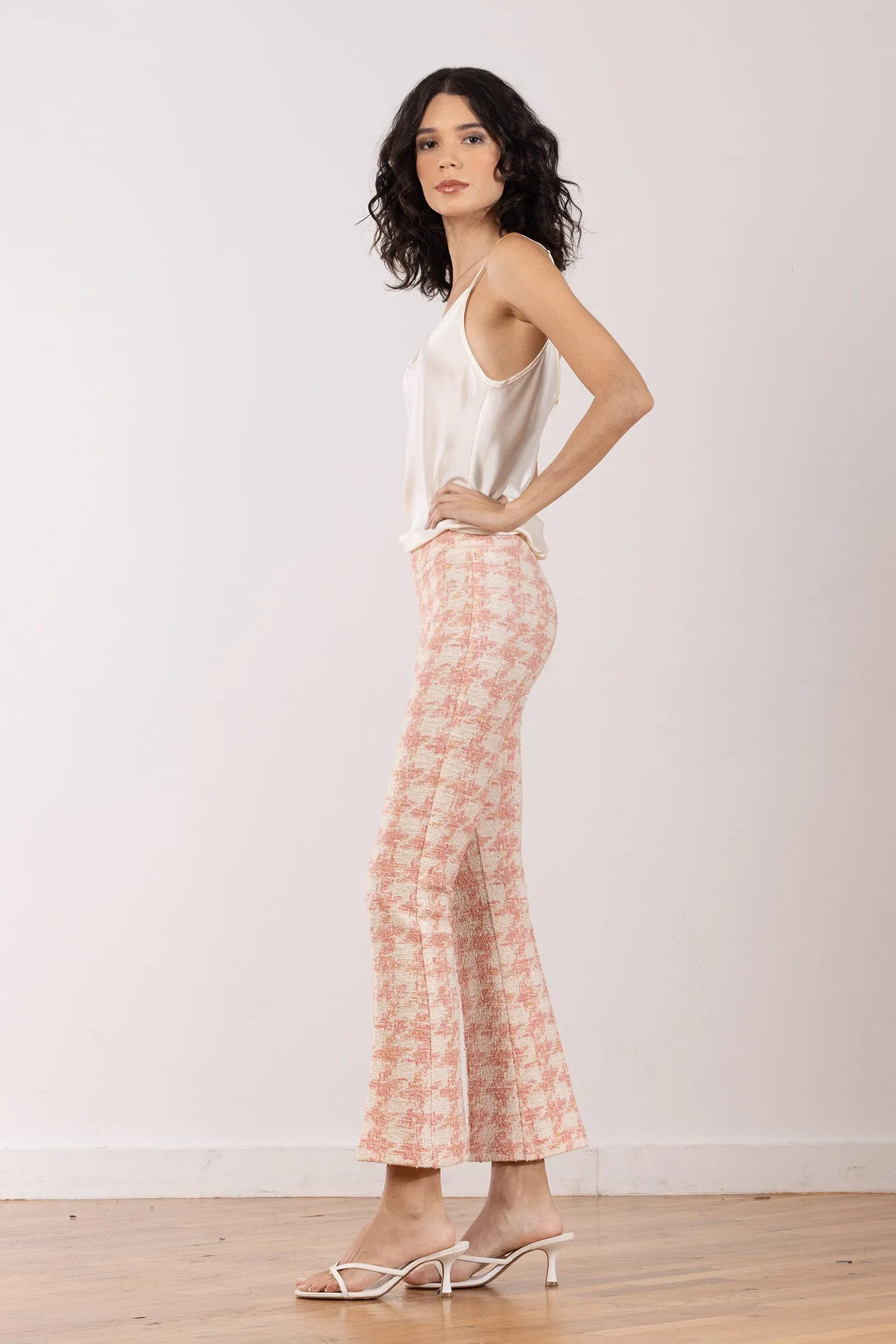 LEO Boucle Houndstooth Blush