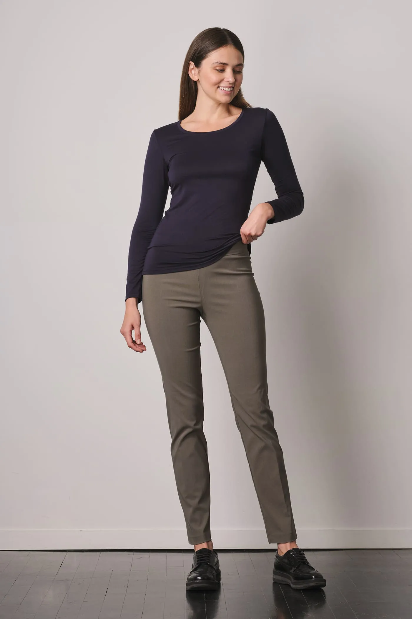 LILI Signature Olive Green