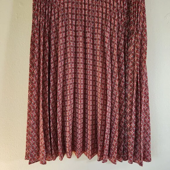 Max Studio Red, white, Blue pleated skirt, L NWT