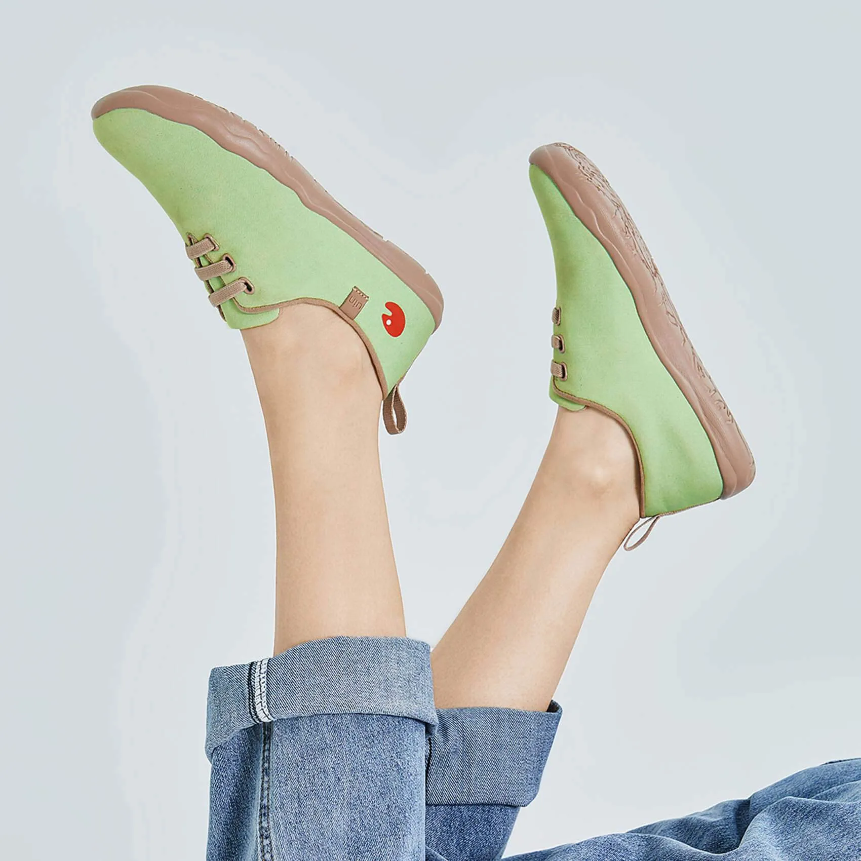 Pastel Green Moguer Women