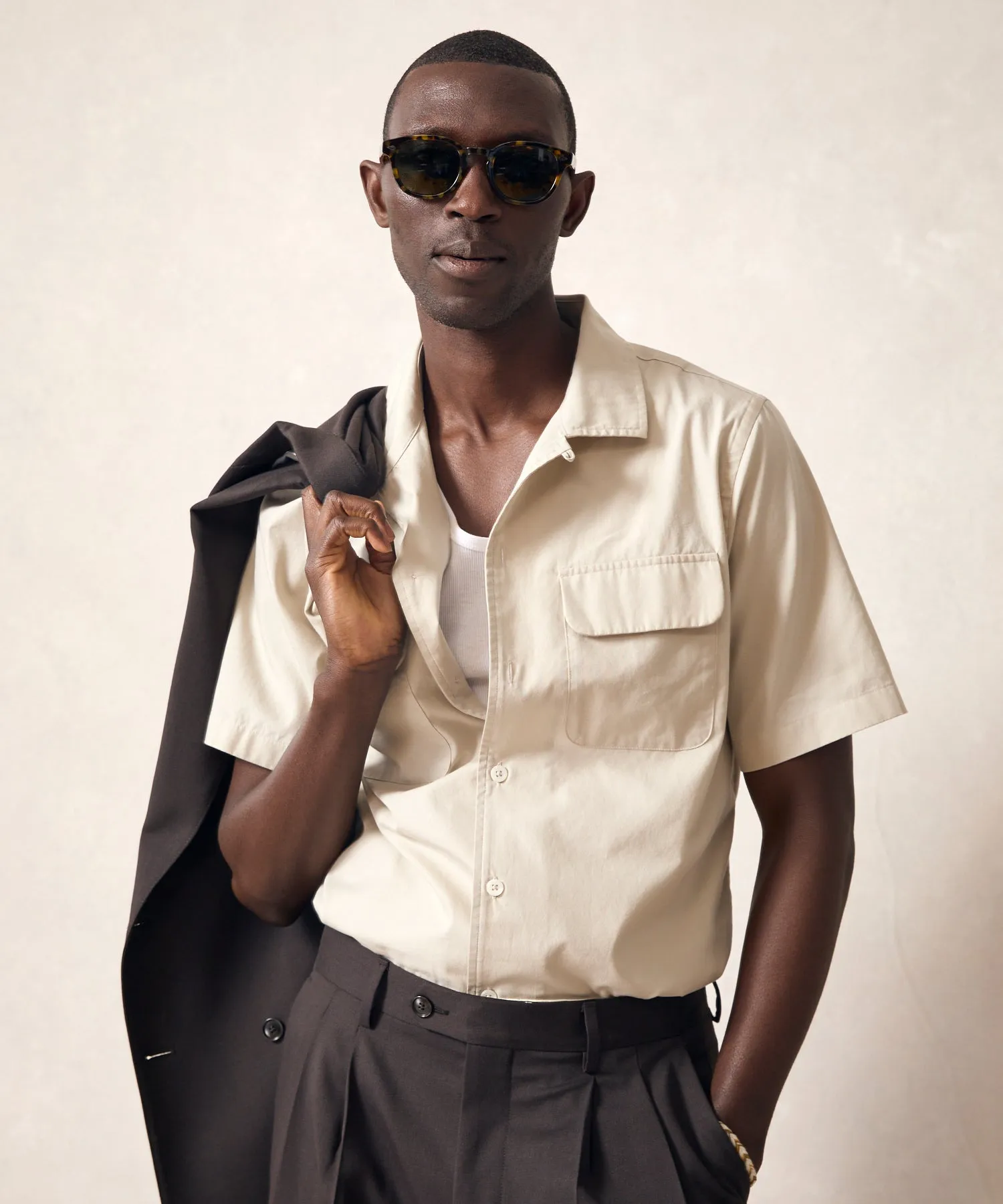 Short-Sleeve Pocket Shirt in Stone