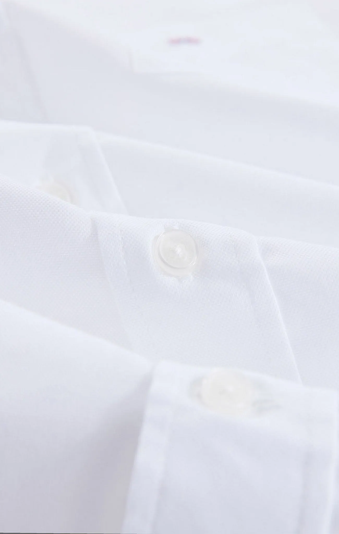 Short sleeved white cotton shirt