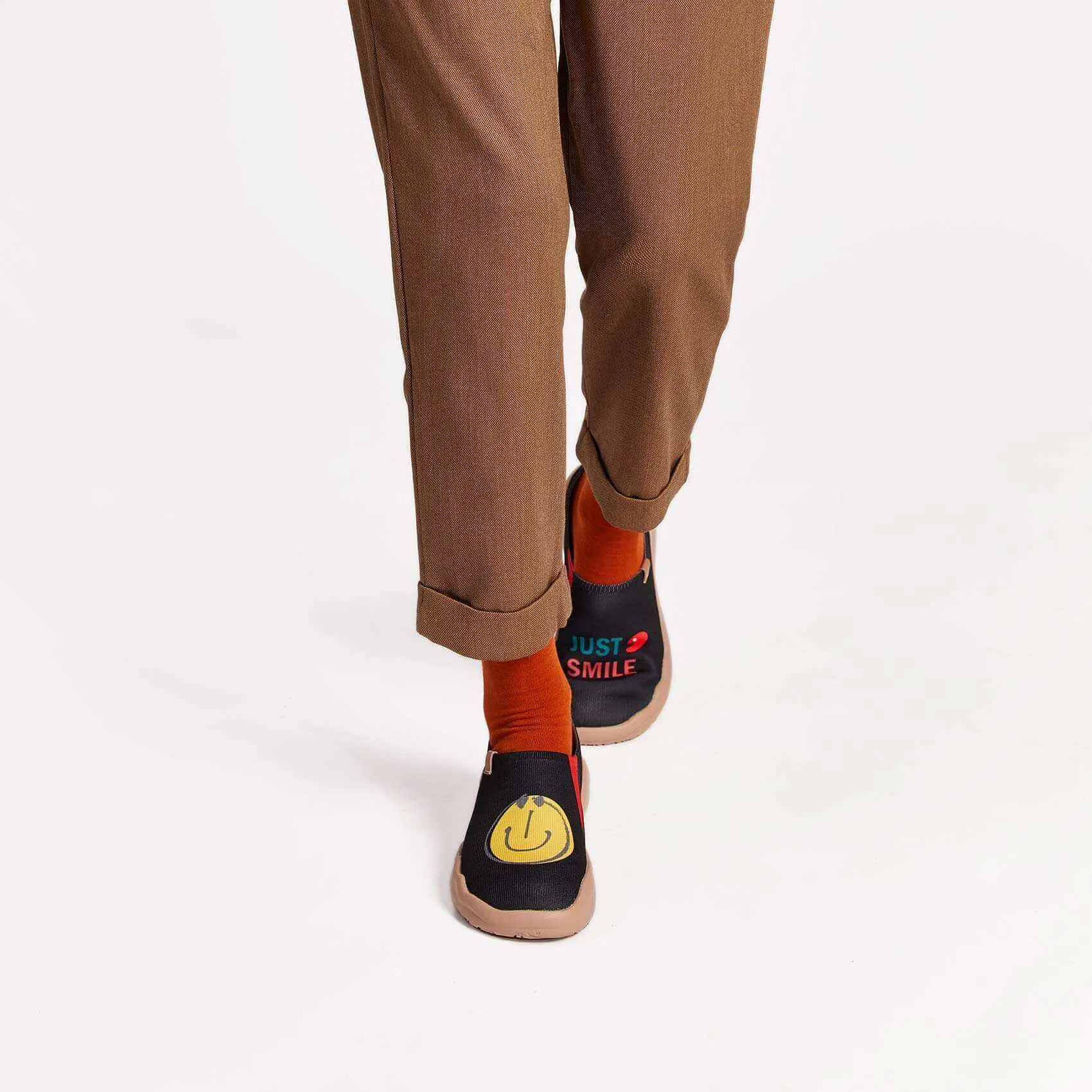 Smiley Black Knitted Women