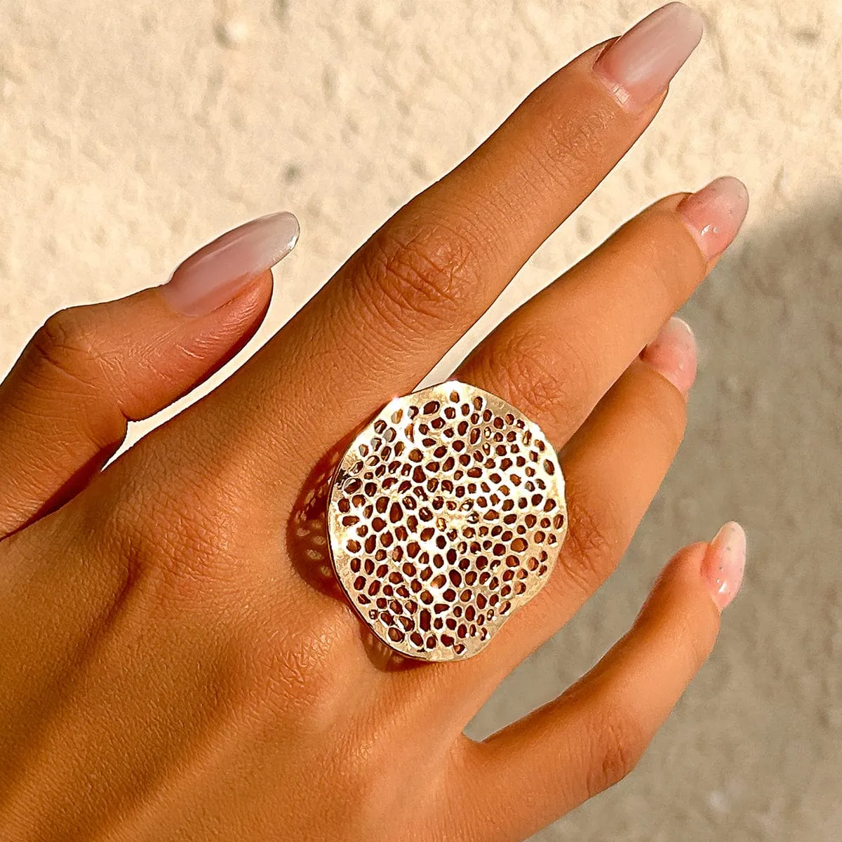 Stylish Hollow Round Disk Adjustable Ring